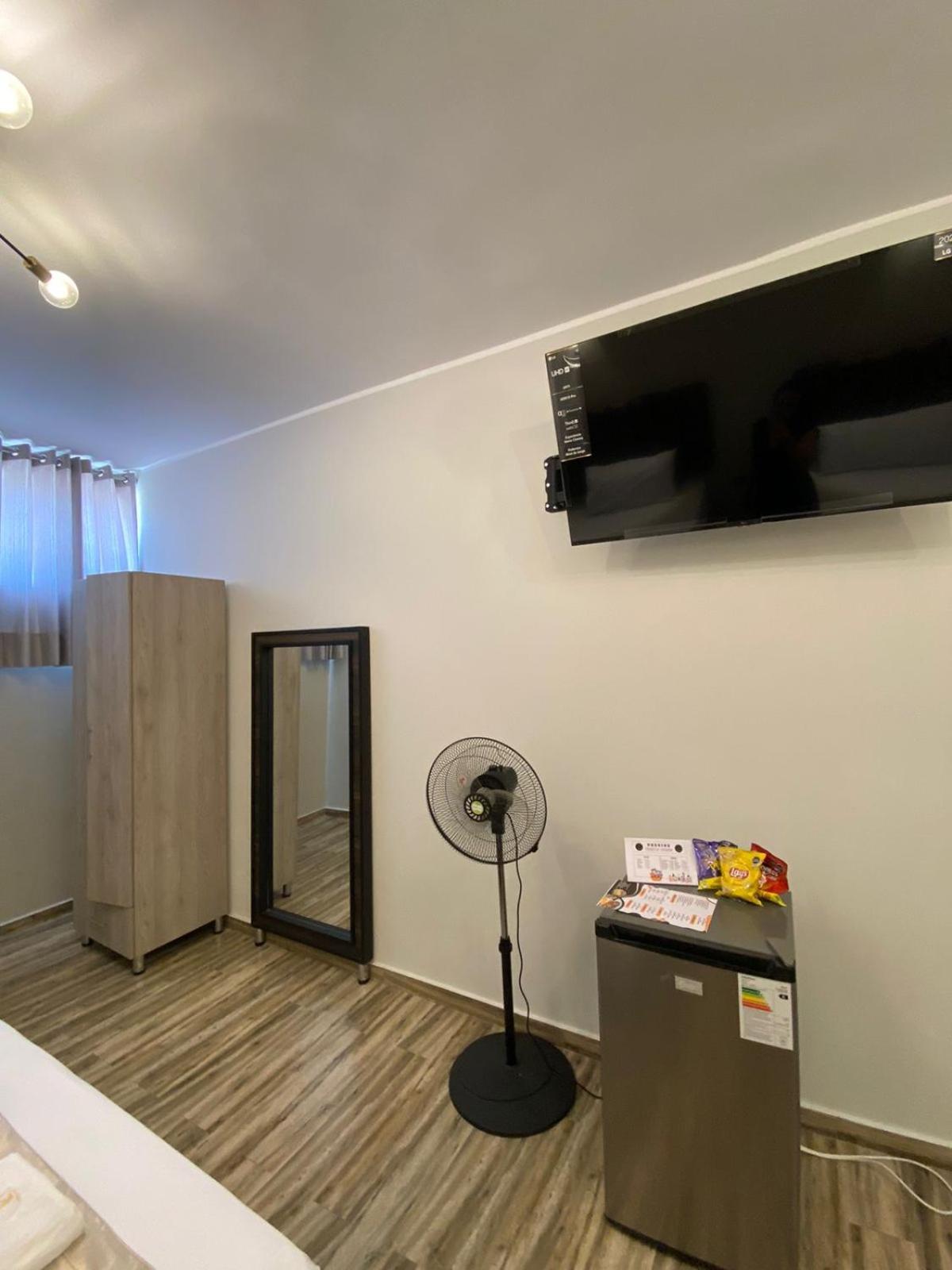 Ciudad Del Sol Hostel إِكا المظهر الخارجي الصورة
