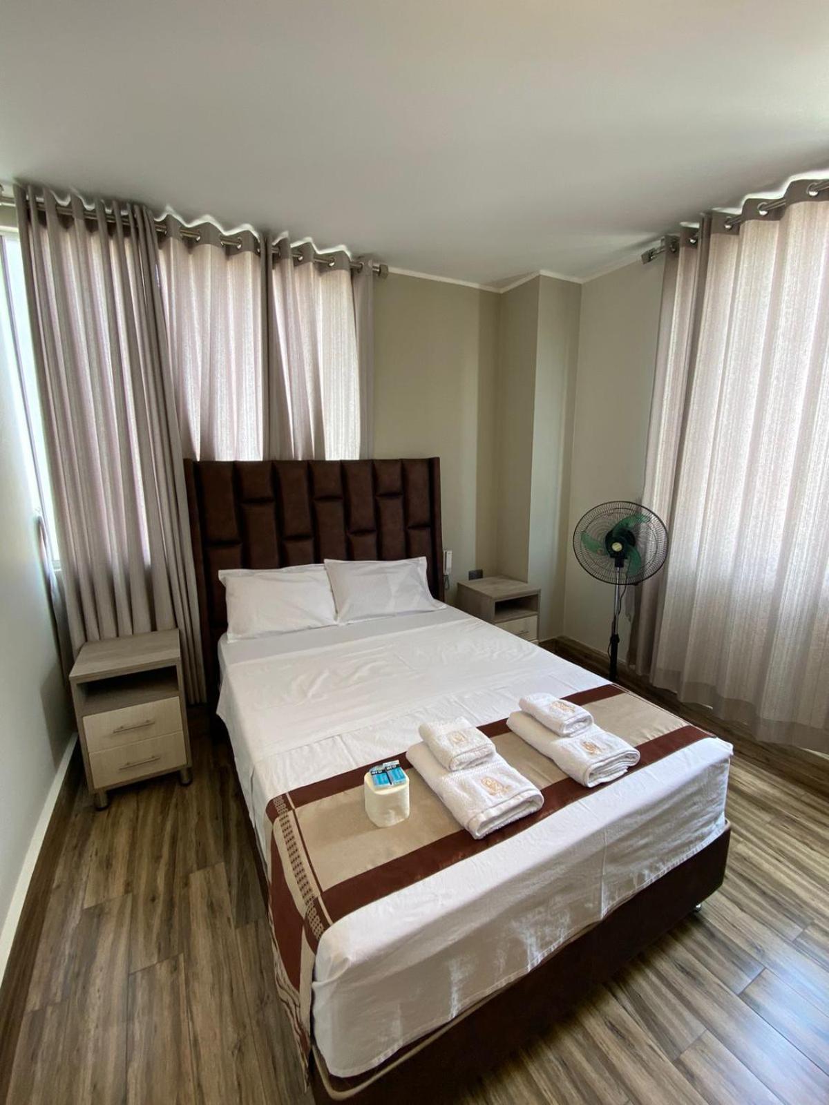 Ciudad Del Sol Hostel إِكا المظهر الخارجي الصورة