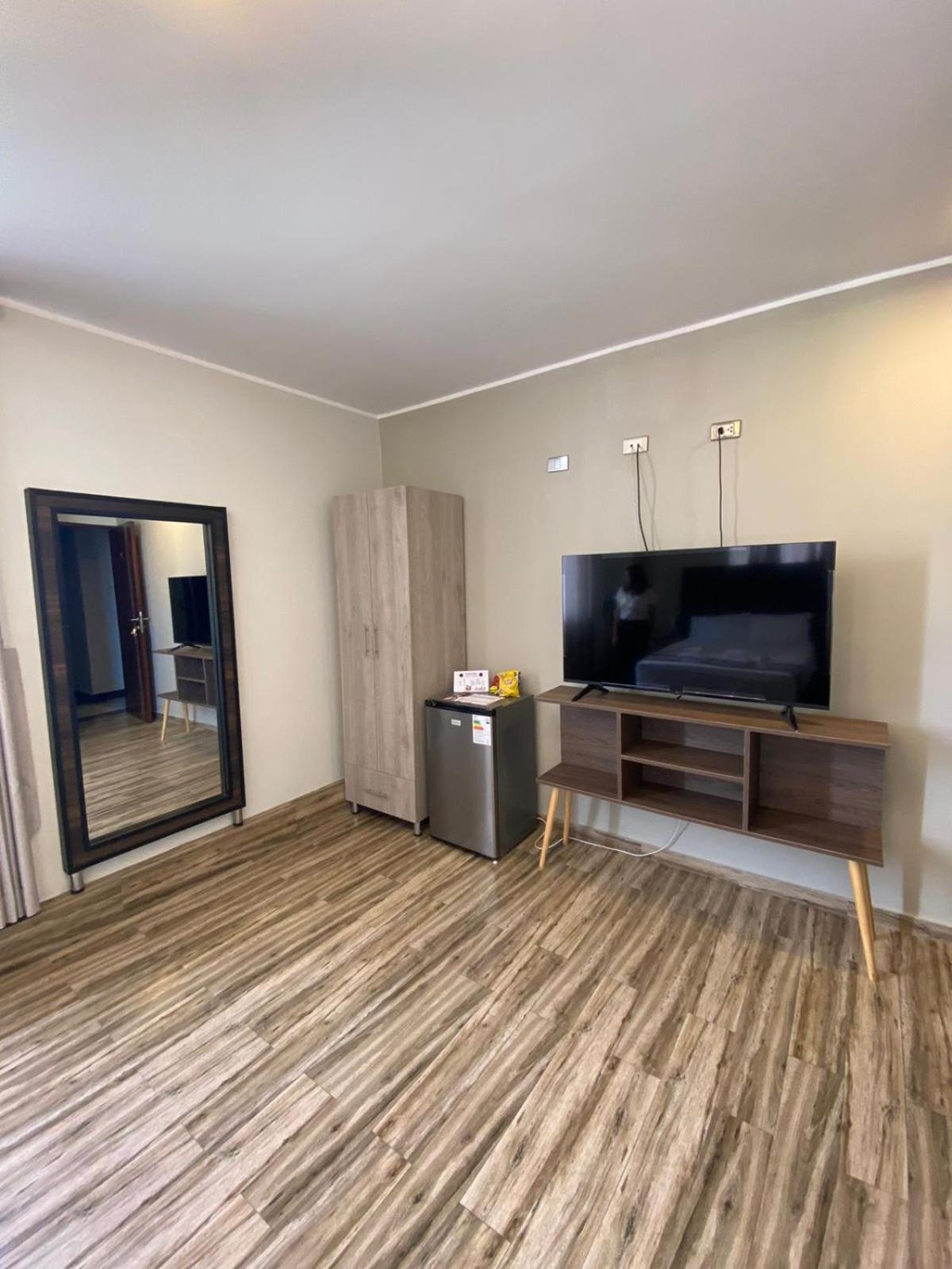 Ciudad Del Sol Hostel إِكا المظهر الخارجي الصورة