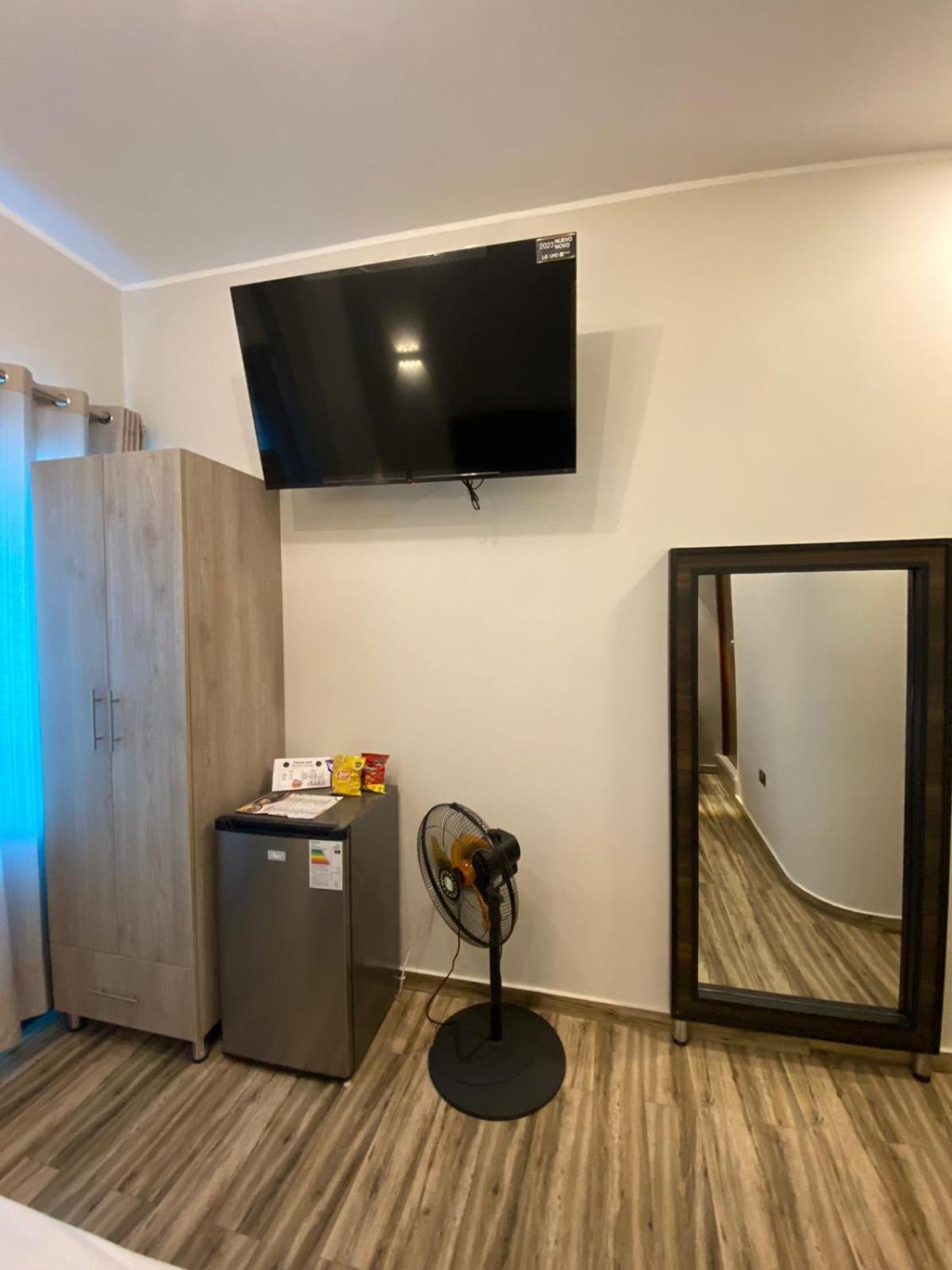 Ciudad Del Sol Hostel إِكا المظهر الخارجي الصورة